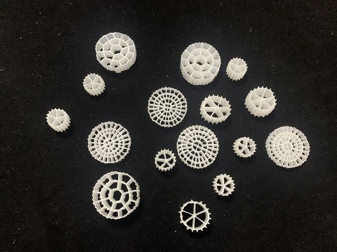 Şok Dayanımı 10X7mm MBBR Biyofiltre Ortamı 135kg / Cm3 0