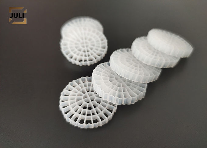 Plastik Akvaryum Bakire HDPE Biyolojik Filtre Medya Daha Düşük Enerji Tüketimi 0